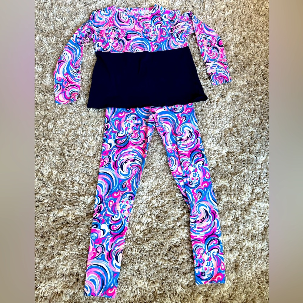 Girls Lilly Pulitzer Mini Finn top with matching Maia Leggings, size L (8/10)